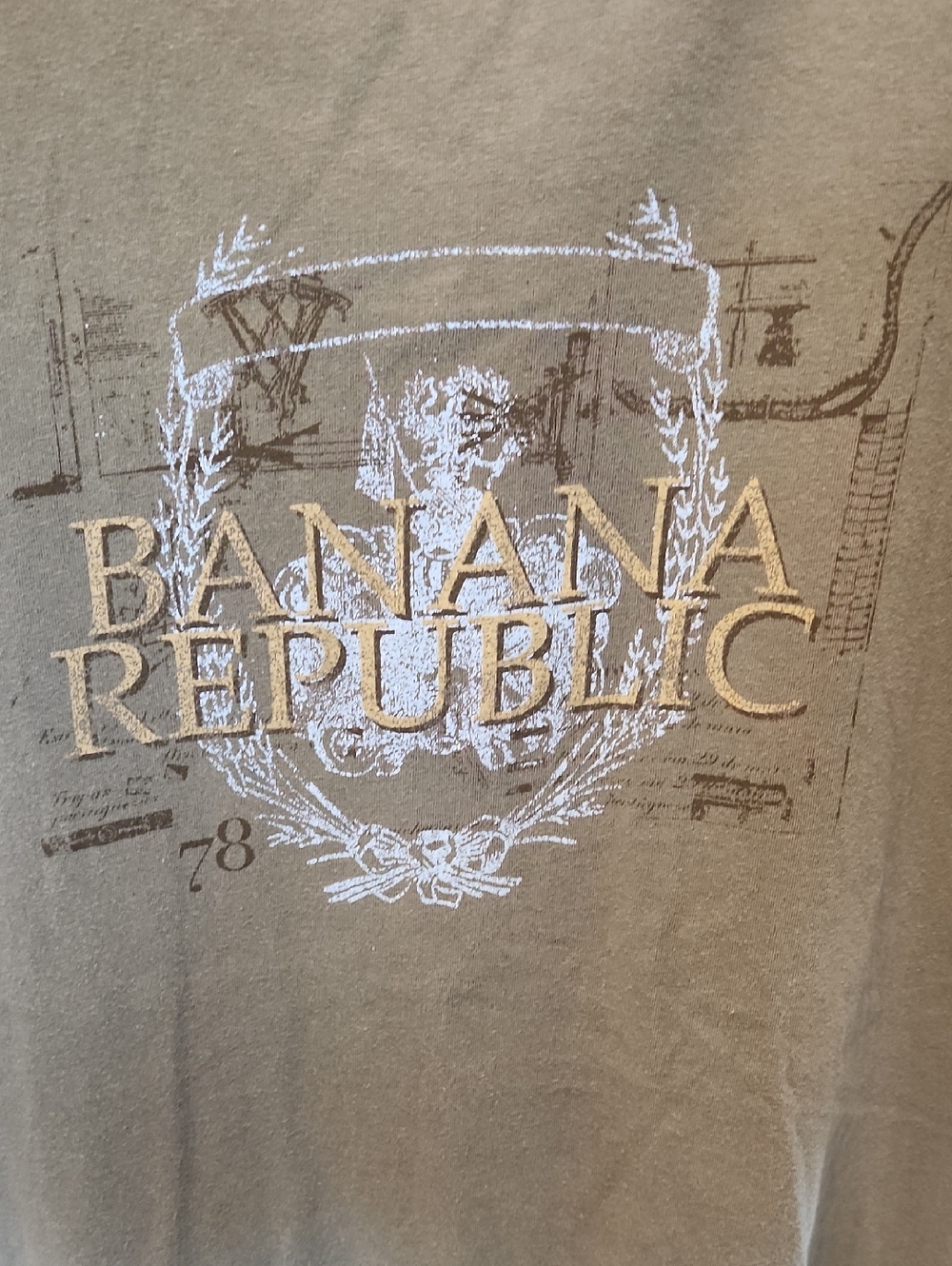 Banana Republic Olive Graphic Tee with White and Gold Crest